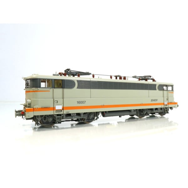 [HO] : Locomotive électrique BB 16007, livrée béton, dépôt de Paris La Chapelle, Ep. V, SNCF, Analogique - MB181