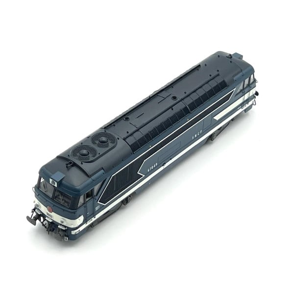 [HO] : Locomotive diesel BB 67049 Livrée bleue, dépôt de Caen, Ep. III, DCC Sound - MB244S