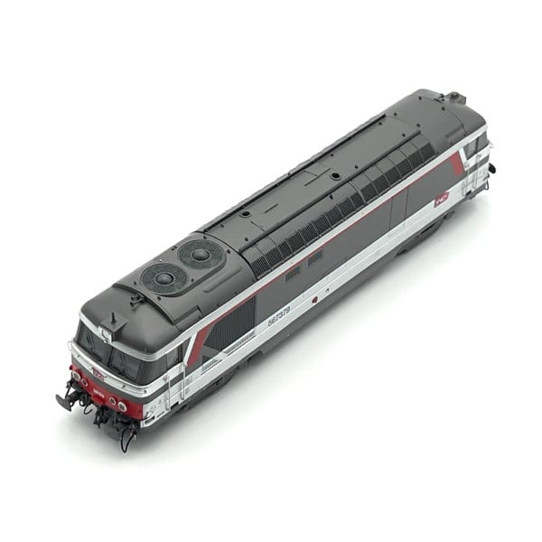 [HO] : Locomotive diesel BB 67379 Livrée Multiservice, dépôt de Chambéry, Ep. VI, AC Sound 3 rails – MB247SAC