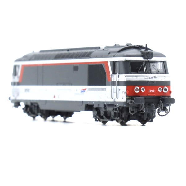 [N] : Locomotive diesel BB 67421 livrée “Multiservice”, Nevers, SNCF Ep. V-VI, DCC Sound - MIKADOTRAIN NW338S