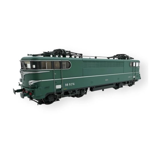 [HO] : Locomotive électrique BB 9216, Livrée d'origine verte jupée, AVIGNON, Ep. IV, Analogique - MB202